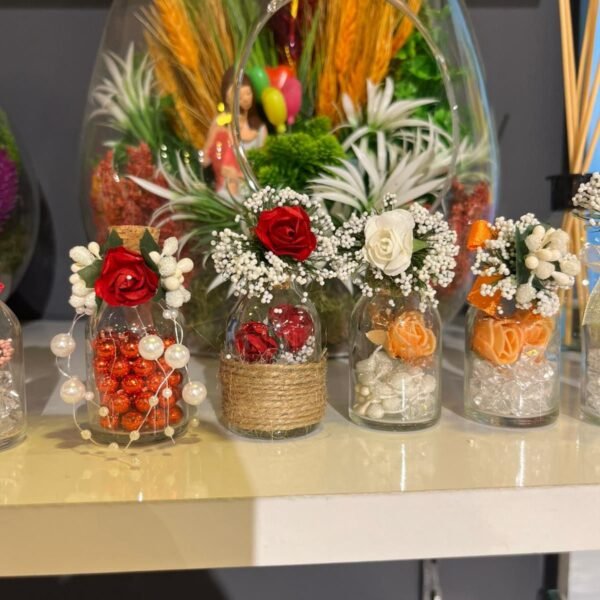 Mini Şişe Çiçek Aranjmanı