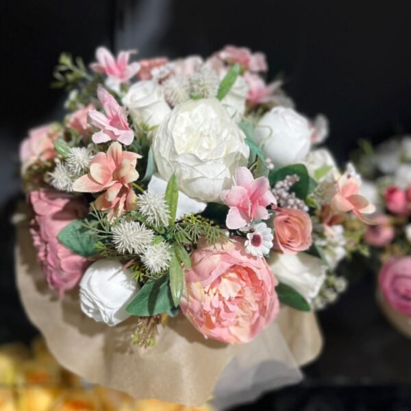 Blush Harmony Yapay Aranjman